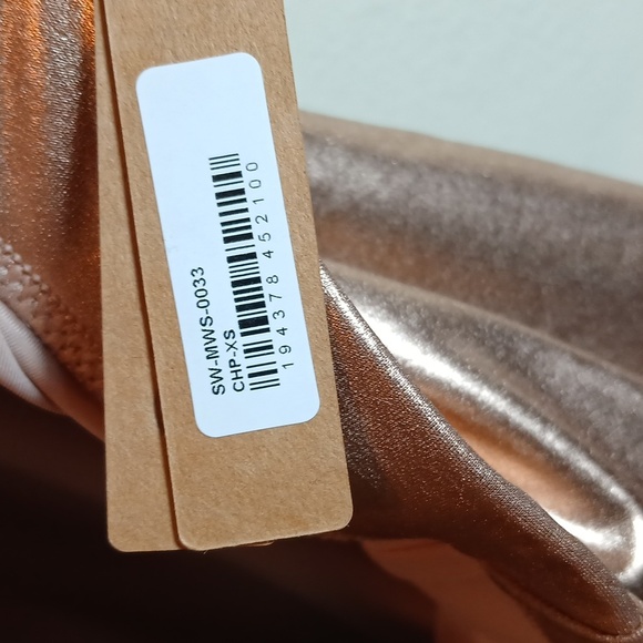 Skims Swim Metallic mid waist shorts Champagne XS NWT - Picture 5 of 5